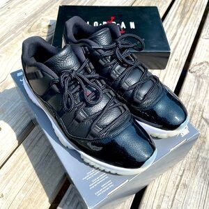 Jordan 11 Retro Low 72-10 Size 12